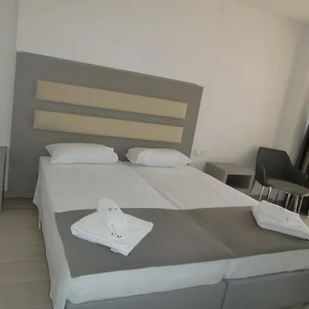 Captain Pier Hotel Protaras Extérieur photo